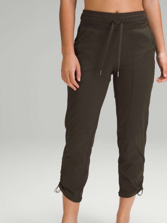 lululemon athletica Pants - lululemon athletica Olive Drawstring Cropped Joggers